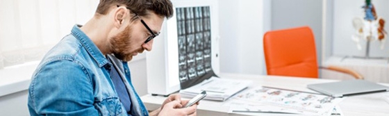 The Link Between Posture, Technology, and Spine Health: What You Need to Know